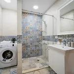 Comfy Luxury Center Apartman Várna