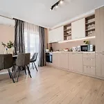 Comfy Luxury Center Várna
