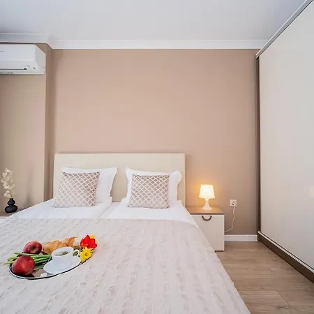 Comfy Luxury Center * Várna