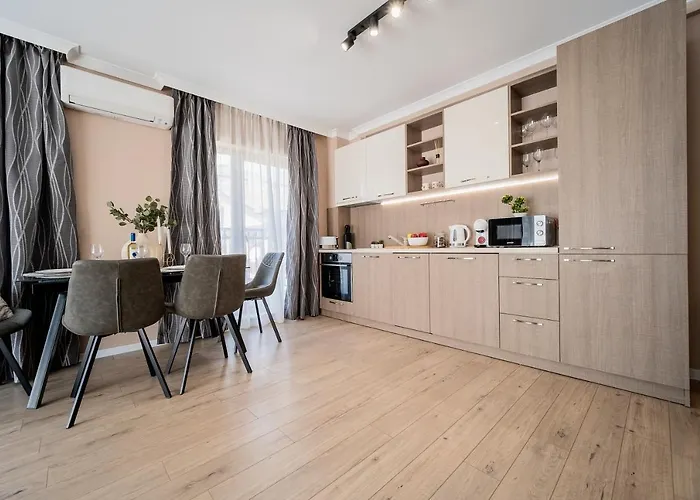 Comfy Luxury Center Varna